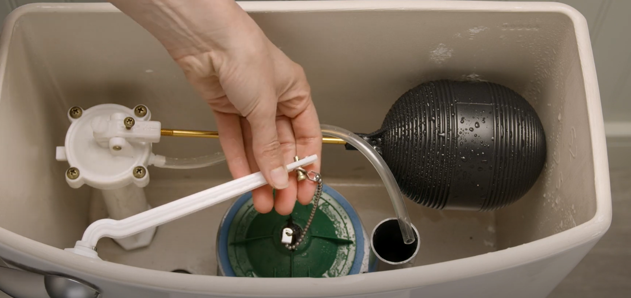How to find and fix common toilet problems